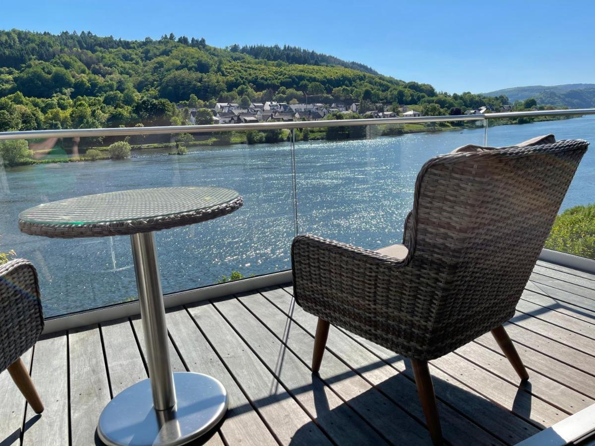 Hotel Garni "Cafe Im Hamm" Целль-ан-дер-Мозель Экстерьер фото
